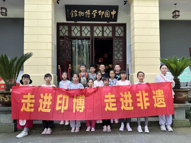 https://mmbiz.qpic.cn/mmbiz_jpg/zTX0PmPDne4aBDnzjT191XVt2J966dQU7cTJTHA8x4ZeAHbhgRCkPQVAcbn4PKtF5lzqLiag5x7c0ygntY2ESEw/640?wx_fmt=jpeg&from=appmsg&tp=&wxfrom=5&wx_lazy=1&wx_co=1