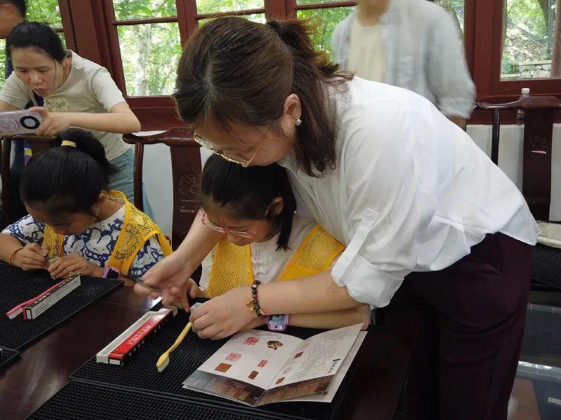 https://mmbiz.qpic.cn/mmbiz_jpg/zTX0PmPDne4aBDnzjT191XVt2J966dQUM647ugy7EPI37g6zic0t7EMndNWLktSNed5H11hF7NZPXXL1yN0X3Iw/640?wx_fmt=jpeg&from=appmsg&tp=&wxfrom=5&wx_lazy=1&wx_co=1