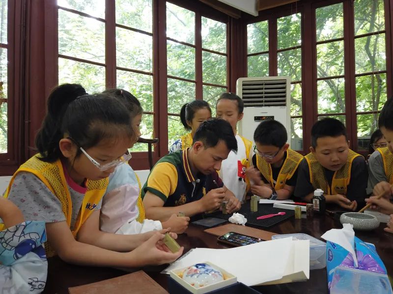 https://mmbiz.qpic.cn/mmbiz_jpg/zTX0PmPDne4aBDnzjT191XVt2J966dQUGvQxiaUL9XMq17iclwUibH3joRzjKKKTc8ibicRQsAqibqxEJlia8JIMeLuoA/640?wx_fmt=jpeg&from=appmsg&tp=&wxfrom=5&wx_lazy=1&wx_co=1