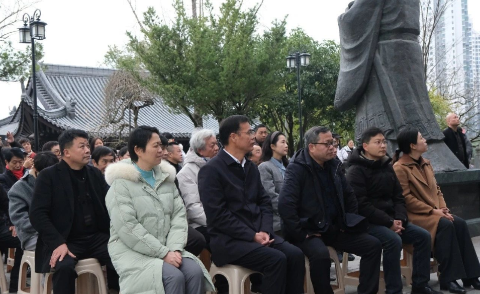 揭牌仪式现场.png