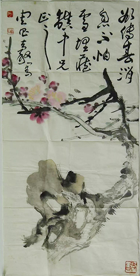 周昌谷先生晚年以茶水入画的《红梅图》.jpg